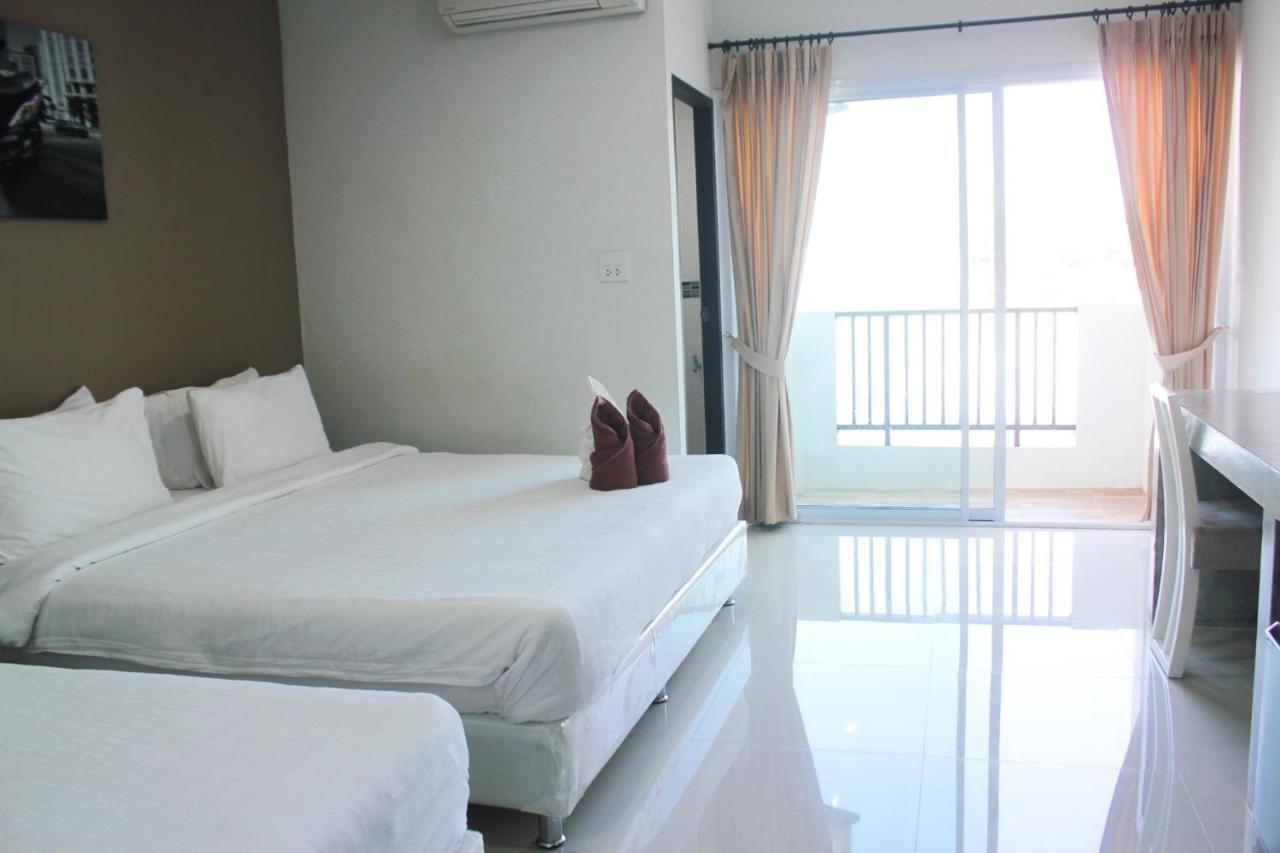 Plus Hotel Loei Extérieur photo