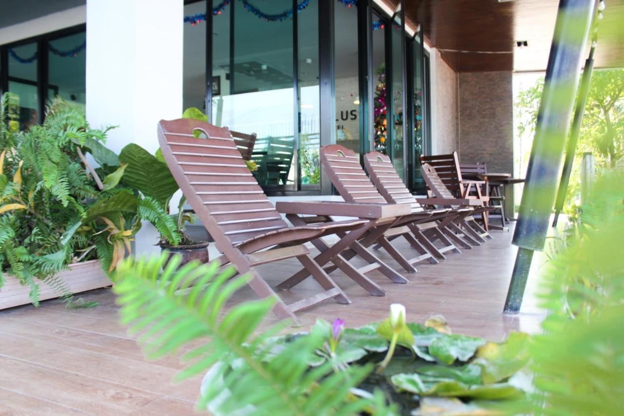 Plus Hotel Loei Extérieur photo